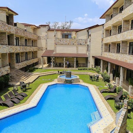 Roca Golf Hotel Μπουζουμπούρα Εξωτερικό φωτογραφία